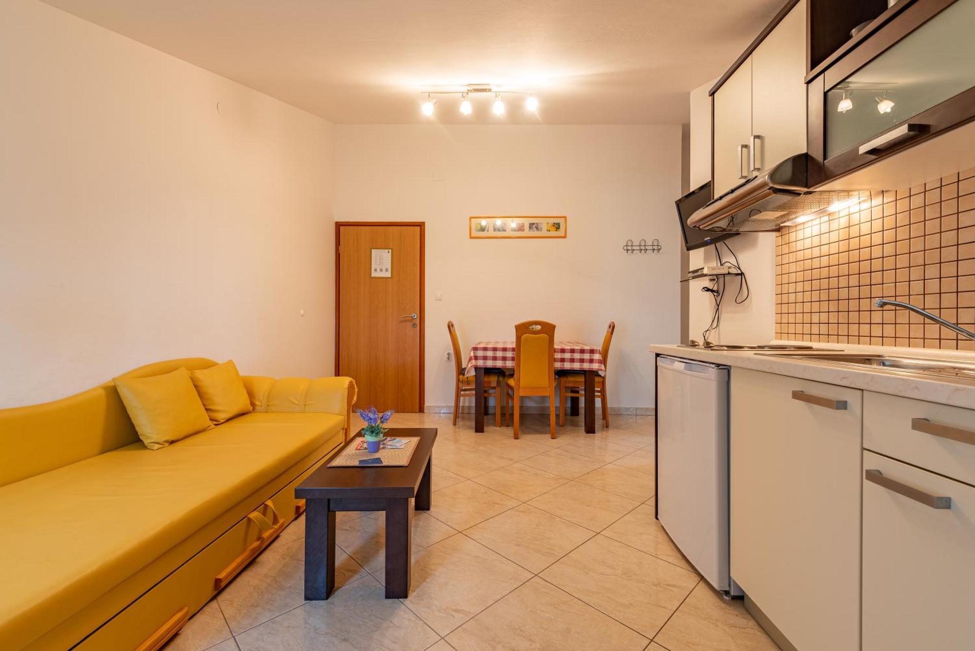 Ferienwohnung haus toni Ražanac Exterior foto