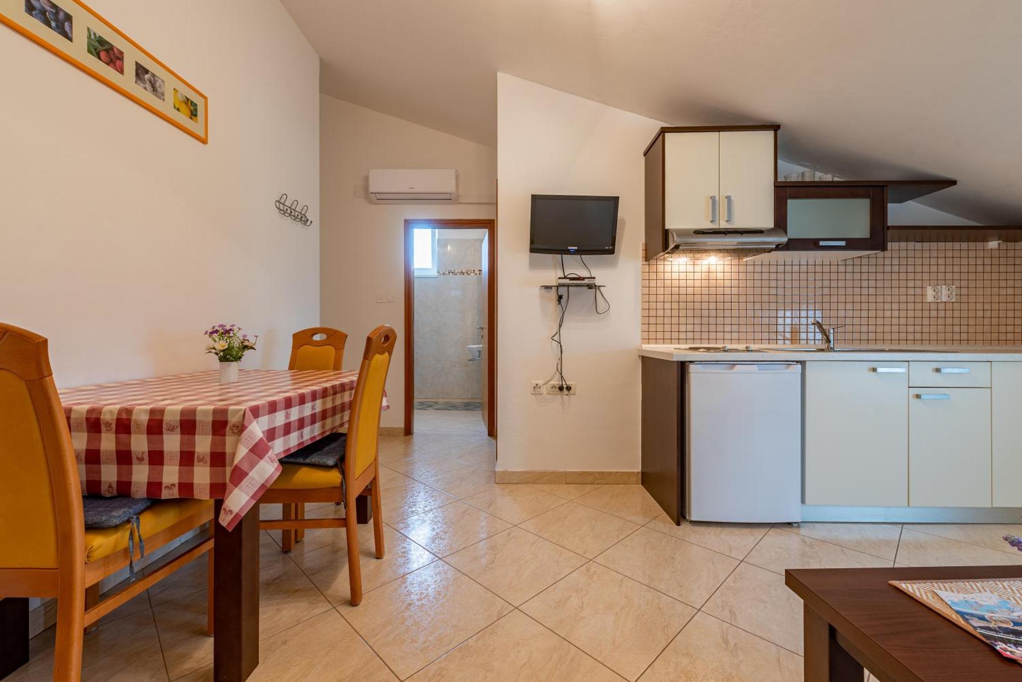 Ferienwohnung haus toni Ražanac Exterior foto