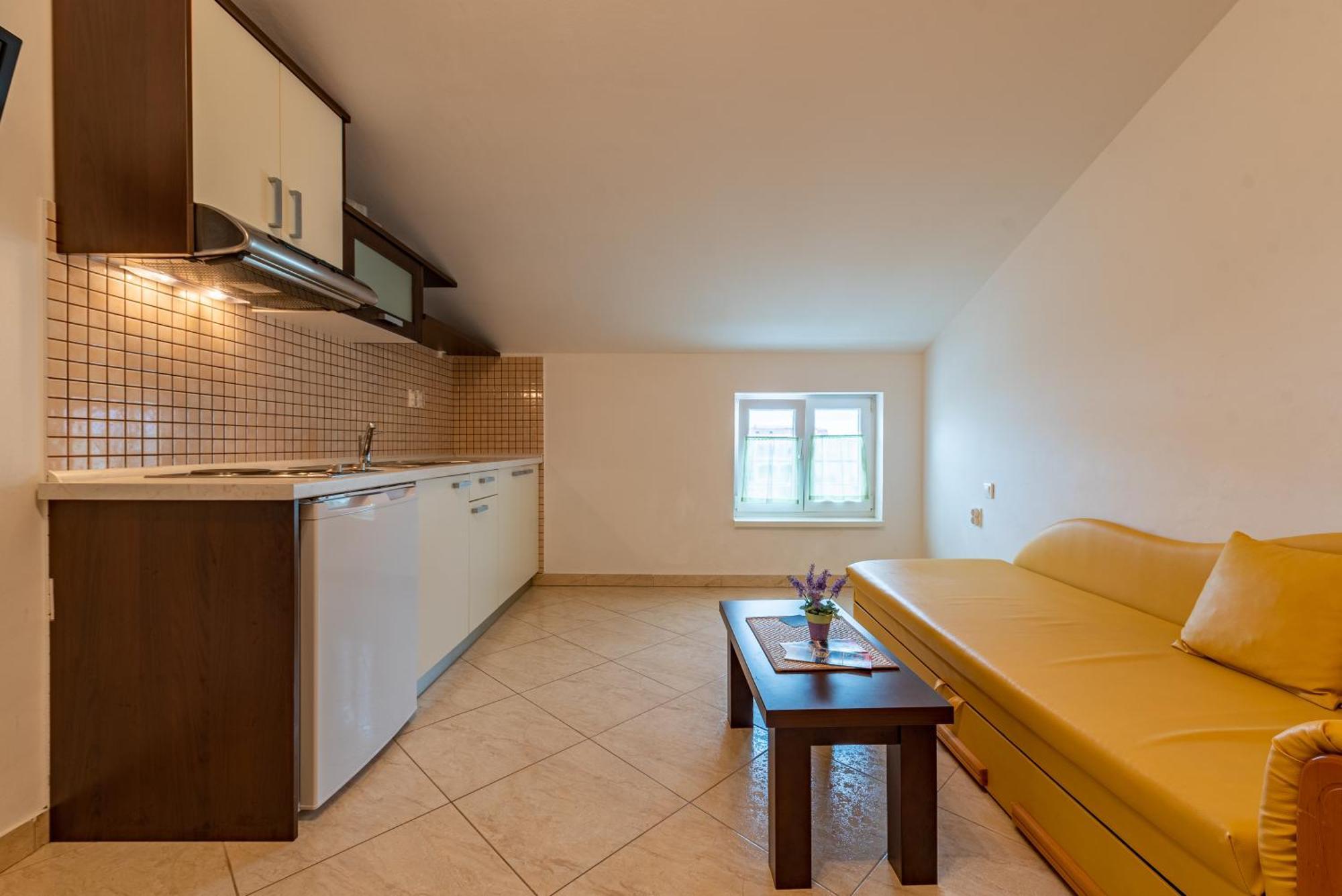Ferienwohnung haus toni Ražanac Exterior foto