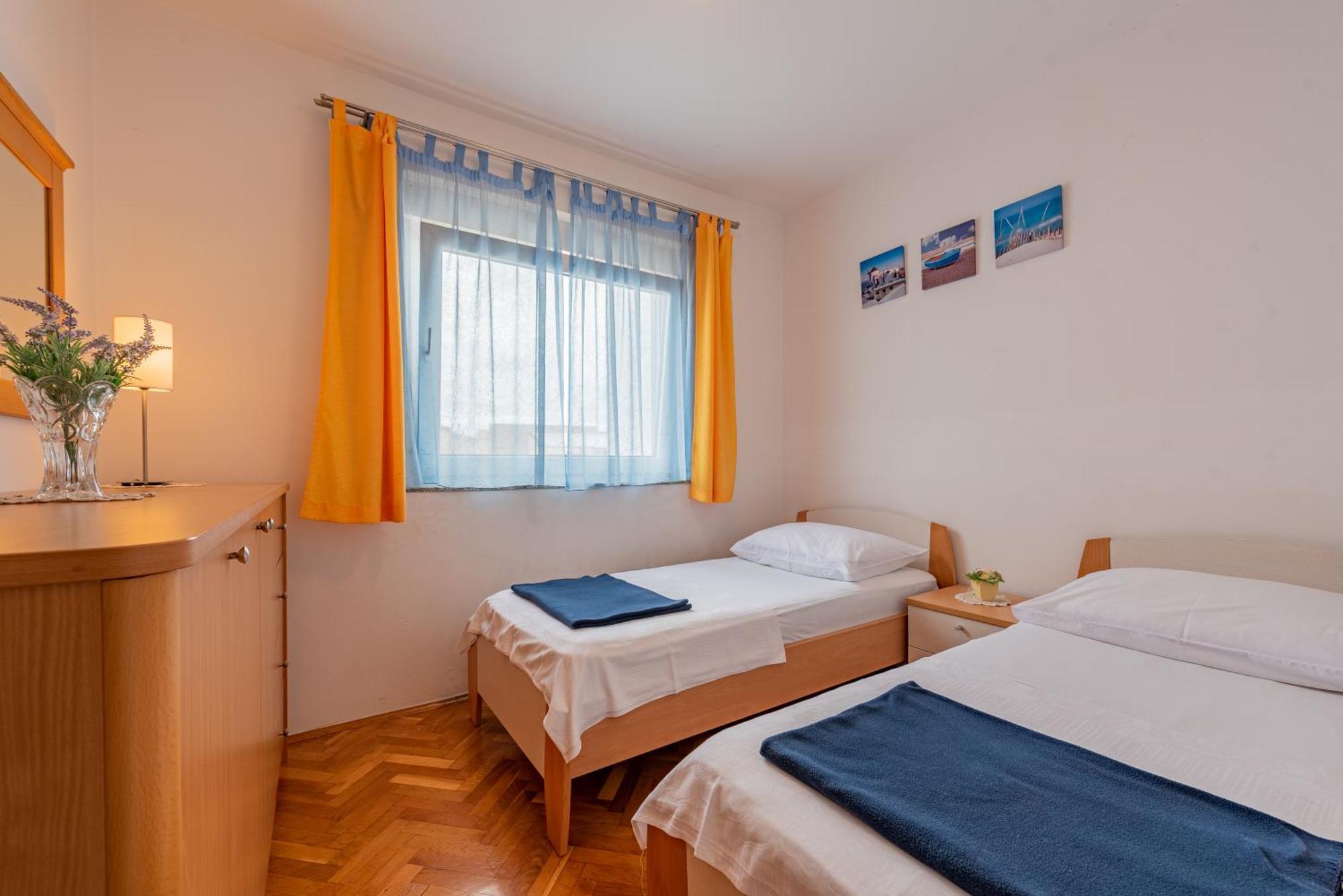 Ferienwohnung haus toni Ražanac Exterior foto